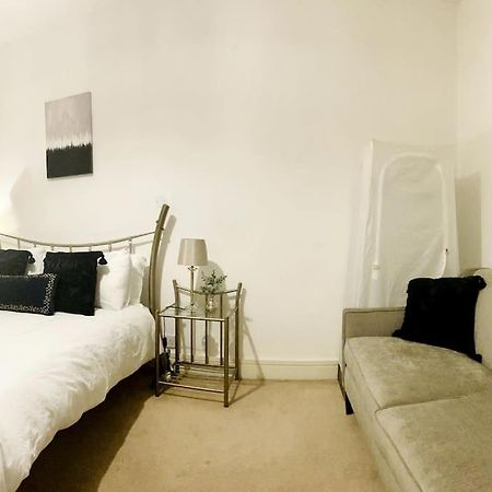Beautiful Central Open Plan Living! Manchester Kültér fotó