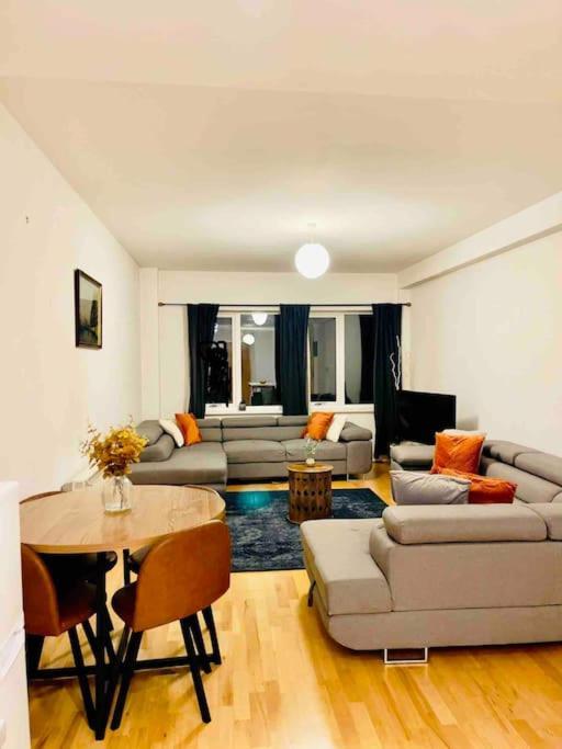 Beautiful Central Open Plan Living! Manchester Kültér fotó