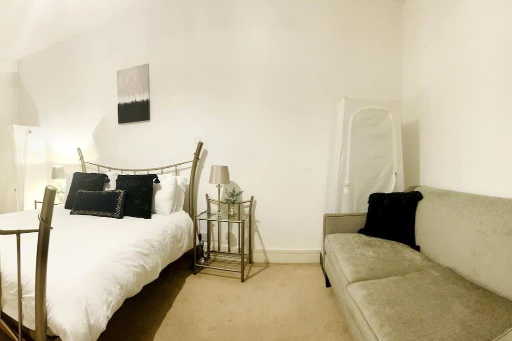 Beautiful Central Open Plan Living! Manchester Kültér fotó